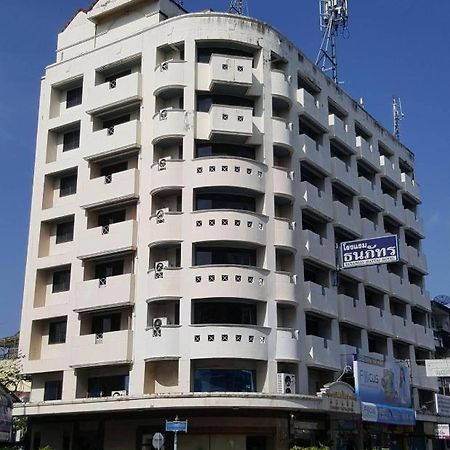 Tanaphat Hatyai Hotel Hat Yai Ngoại thất bức ảnh