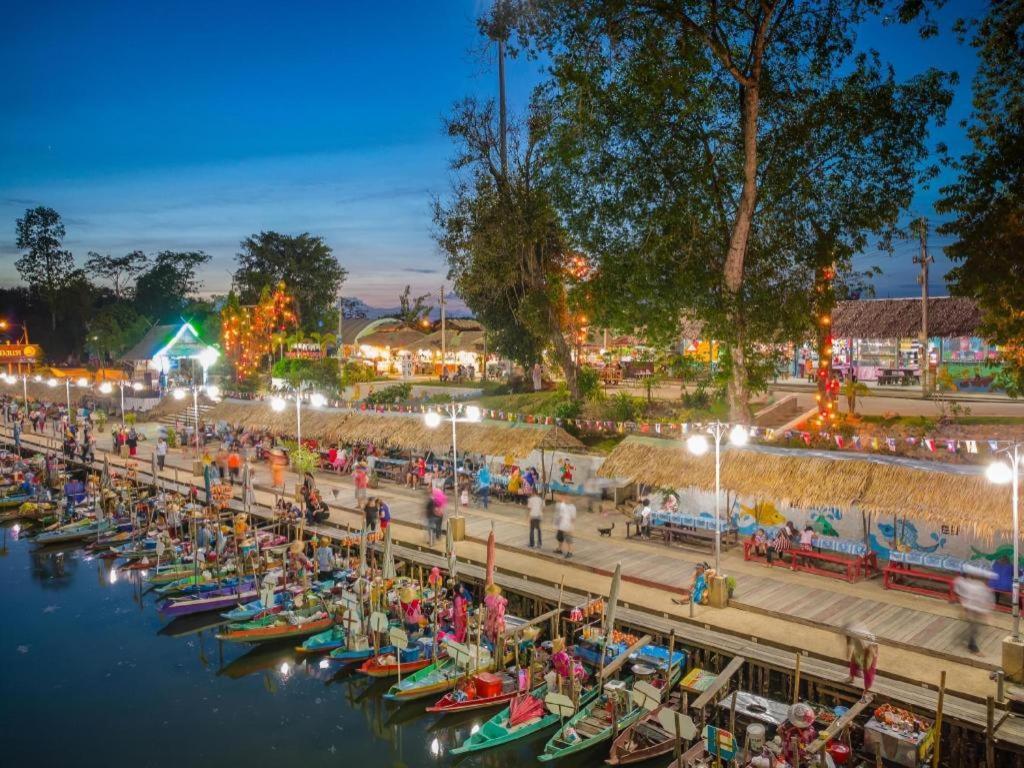 Tanaphat Hatyai Hotel Hat Yai Ngoại thất bức ảnh