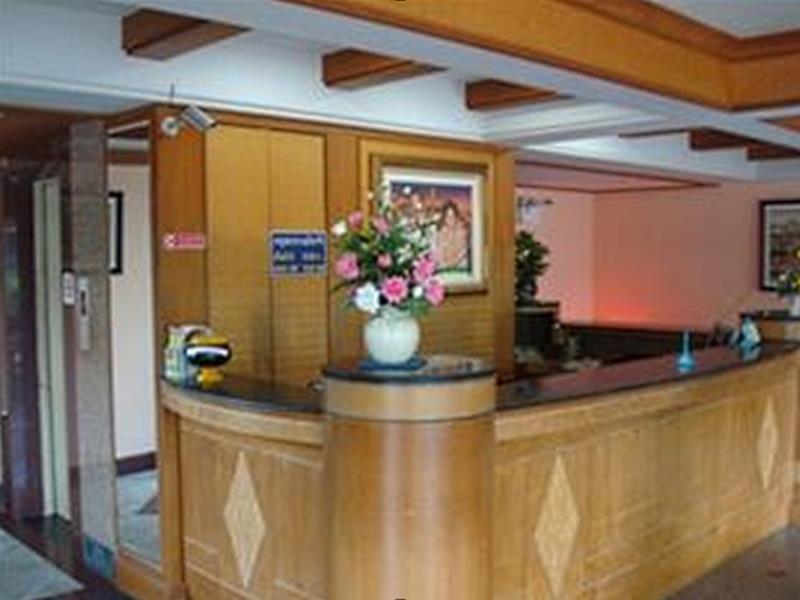 Tanaphat Hatyai Hotel Hat Yai Ngoại thất bức ảnh