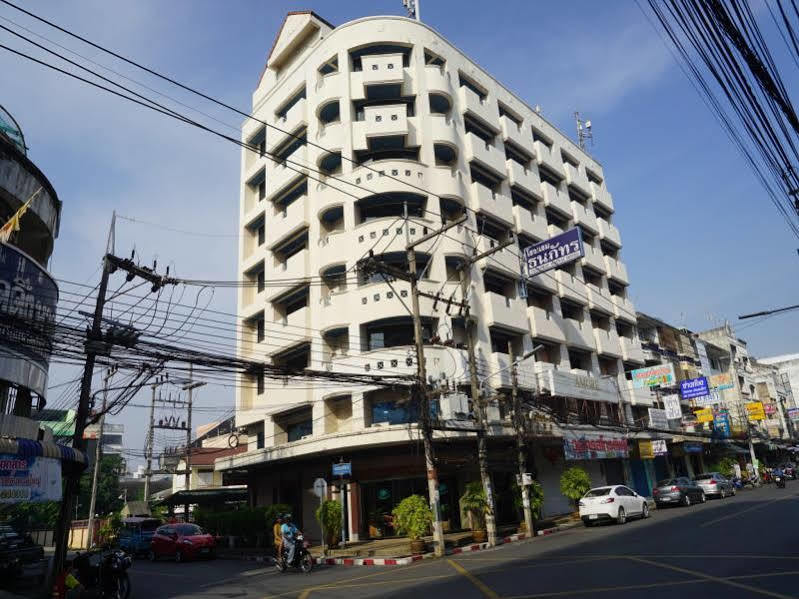 Tanaphat Hatyai Hotel Hat Yai Ngoại thất bức ảnh